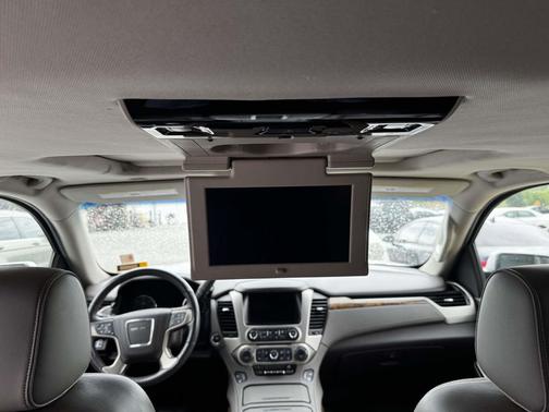 Quicksilver Metallic 2016 GMC Yukon XL Denali