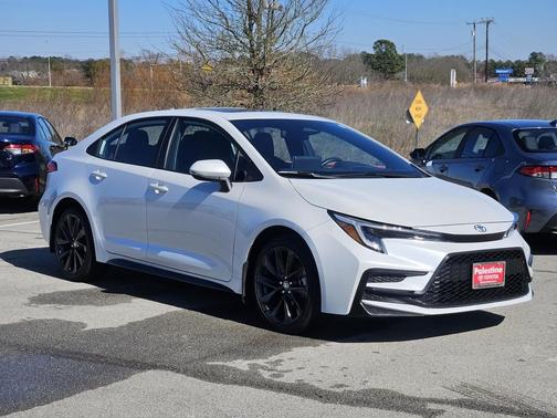 2025 Toyota Corolla SE
