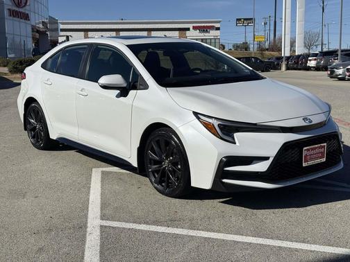 2025 Toyota Corolla SE