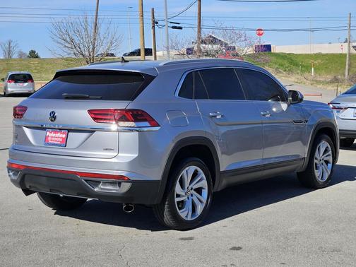 2020 Volkswagen Atlas Cross Sport 2.0T SEL R-Line