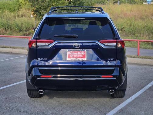 2025 Toyota RAV4 Hybrid SE