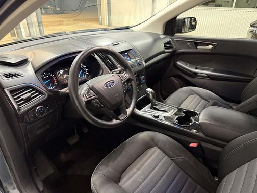 2016 Ford Edge SE