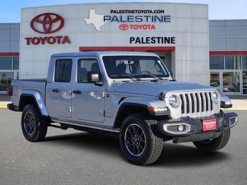 2023 Jeep Gladiator Overland