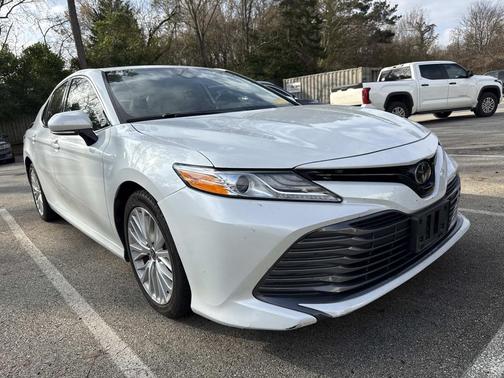 2020 Toyota Camry XLE
