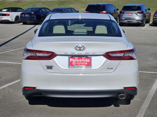 2020 Toyota Camry XLE