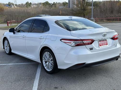 2020 Toyota Camry XLE