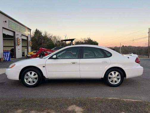 2004 Ford Taurus SEL