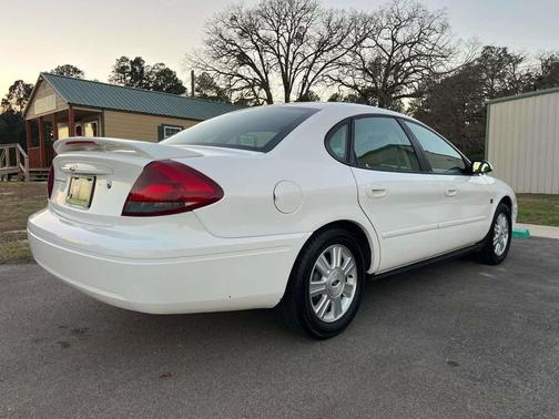 2004 Ford Taurus SEL