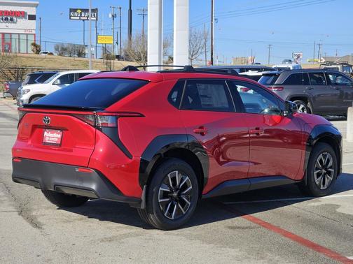 2026 Toyota bZ XLE Plus