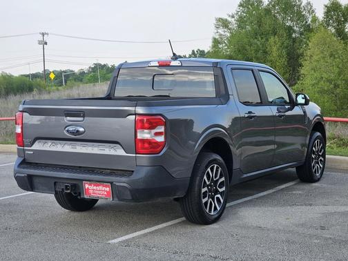 Carbonized Grey Metallic 2022 Ford Maverick Lariat