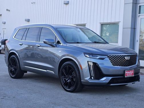 2022 Cadillac XT6 Premium Luxury FWD