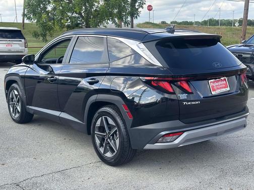 Phantom Black 2025 Hyundai TUCSON SEL