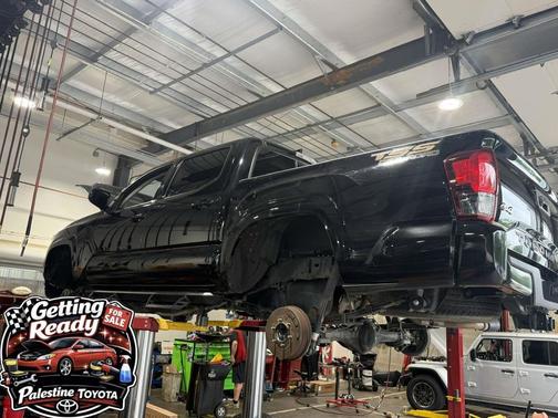 Black 2023 Toyota Tacoma SR5