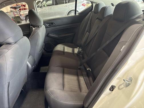 Pearl White Tricoat 2024 Nissan Altima 2.5 SV
