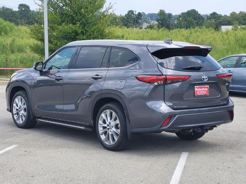 2023 Toyota Highlander Hybrid Limited