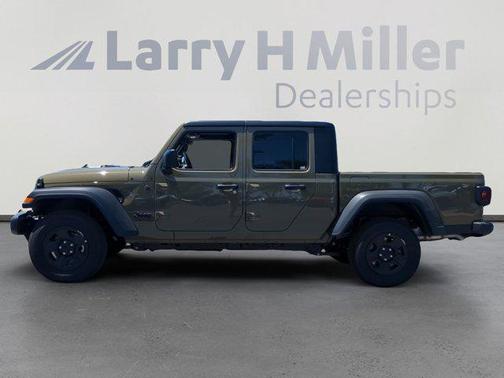 2025 Jeep Gladiator Sport
