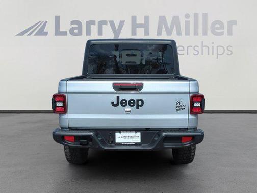 2022 Jeep Gladiator Willys 4x4