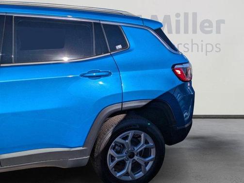 2025 Jeep Compass Latitude