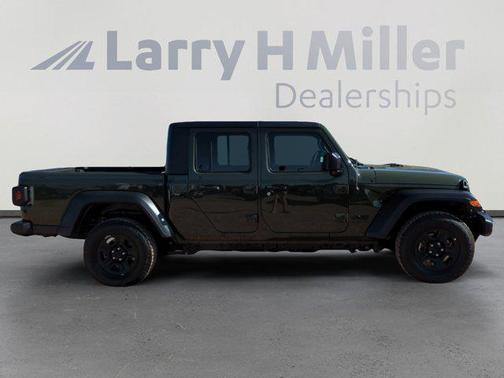 2023 Jeep Gladiator Sport