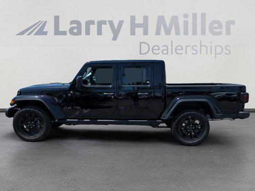 2025 Jeep Gladiator Nighthawk