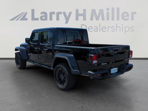 2025 Jeep Gladiator Nighthawk