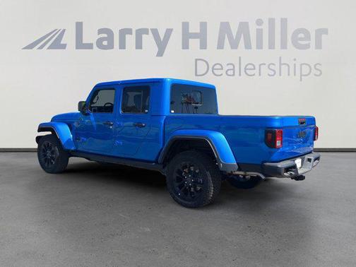 2025 Jeep Gladiator Nighthawk