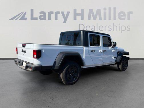 2025 Jeep Gladiator Sport