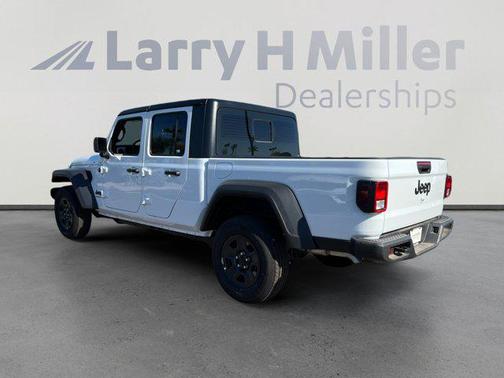 2025 Jeep Gladiator Sport