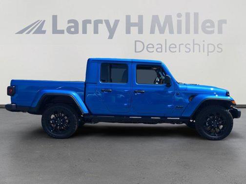 2025 Jeep Gladiator Nighthawk