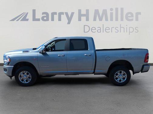 2023 RAM 3500 Laramie Crew Cab 4x4 6'4' Box