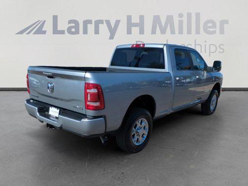 2023 RAM 3500 Laramie Crew Cab 4x4 6'4' Box
