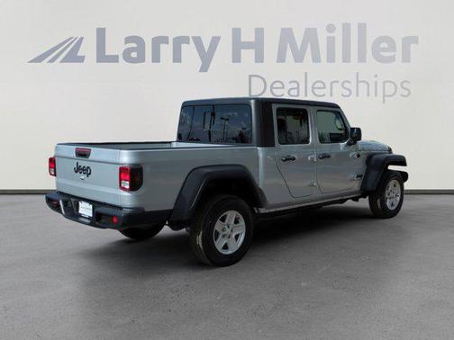 2023 Jeep Gladiator Sport S