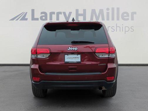 2022 Jeep Grand Cherokee Laredo