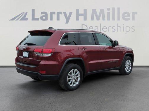 2022 Jeep Grand Cherokee Laredo