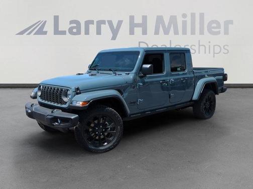 2025 Jeep Gladiator Nighthawk