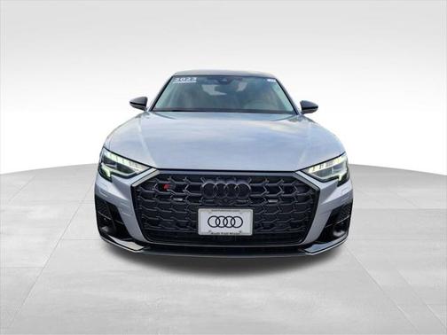 2023 Audi S8 TFSI quattro Tiptronic