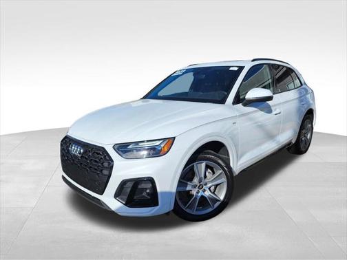 2025 Audi Q5 Premium 45 TFSI S line quattro