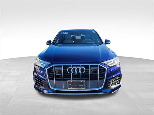 2022 Audi Q7 Premium Plus 55 TFSI quattro Tiptronic