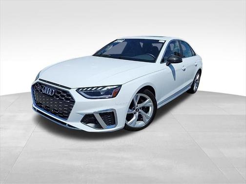2022 Audi S4 Premium Plus TFSI quattro Tiptronic