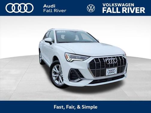 2025 Audi Q3 Premium 45 TFSI S line quattro Tiptronic