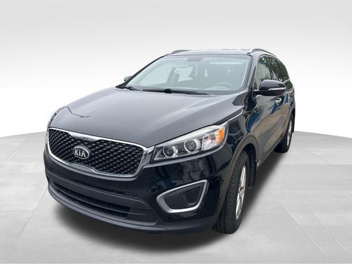 Ebony Black 2016 Kia Sorento LX