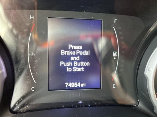 Diamond Black 2020 Jeep Compass Latitude