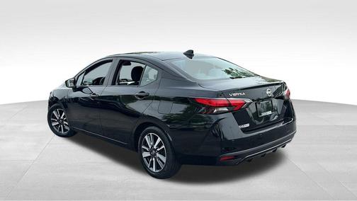 2021 Nissan Versa 1.6 SV