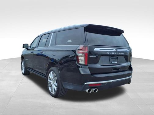 2023 Chevrolet Suburban High Country