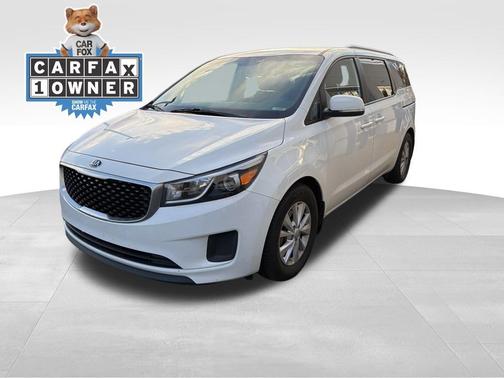 2015 Kia Sedona LX