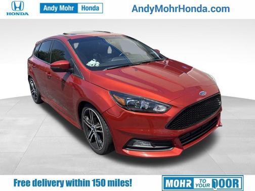 Chili Pepper Red 2018 Ford Focus ST Base