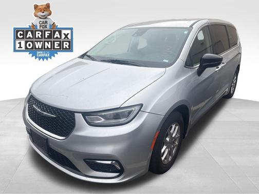 2024 Chrysler Pacifica Touring-L