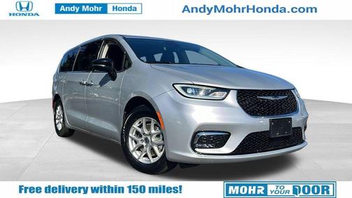 2024 Chrysler Pacifica Touring-L