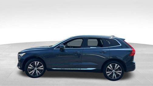 2022 Volvo XC60 B6 Inscription