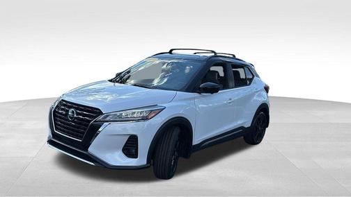 2021 Nissan Kicks SR